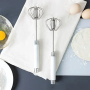 Batedor de Ovos Inox Mixer de Mão Semi Automático Batedor de Ovos Inox Mixer de Mão Semi Automático Bellaffina 