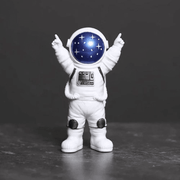 Conjunto de 4 Esculturas Decorativas de Astronauta Conjunto de 4 Esculturas Decorativas de Astronauta Bellaffina 